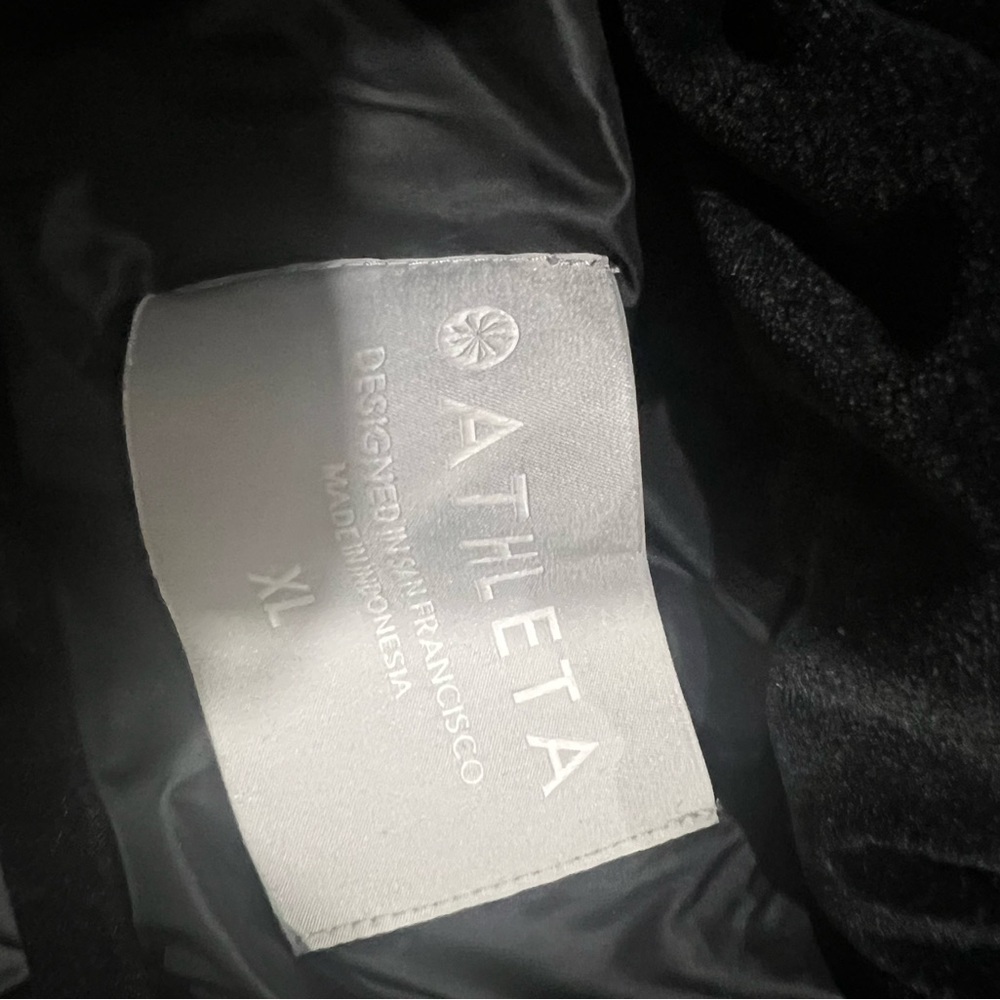 Puffy velvet vest hooded